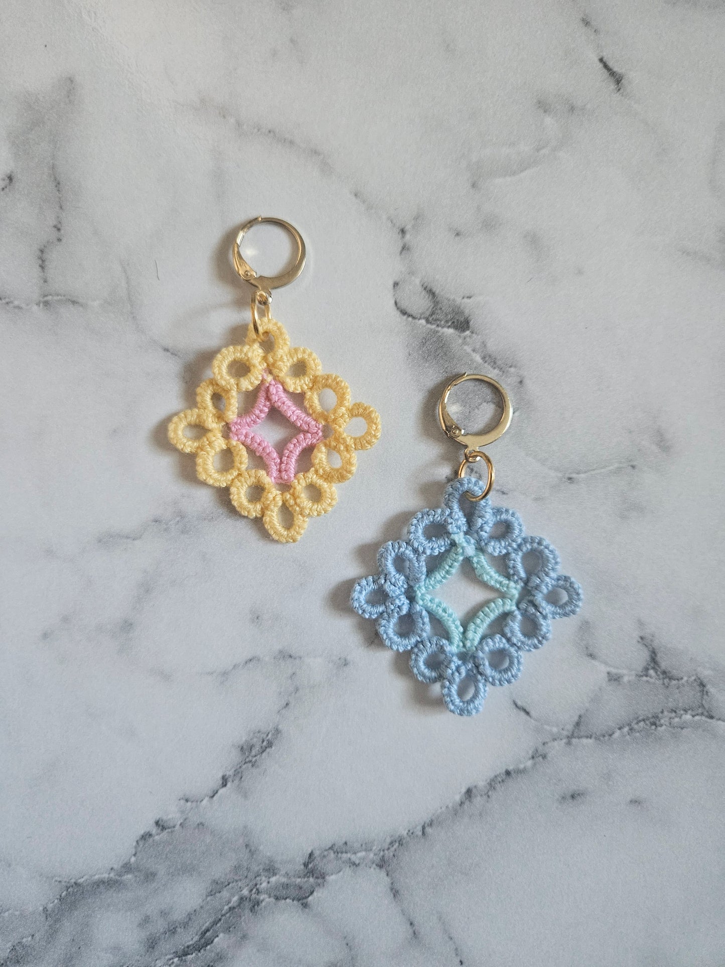 Diamond Tatted Lace Earrings (Lovely Pop)