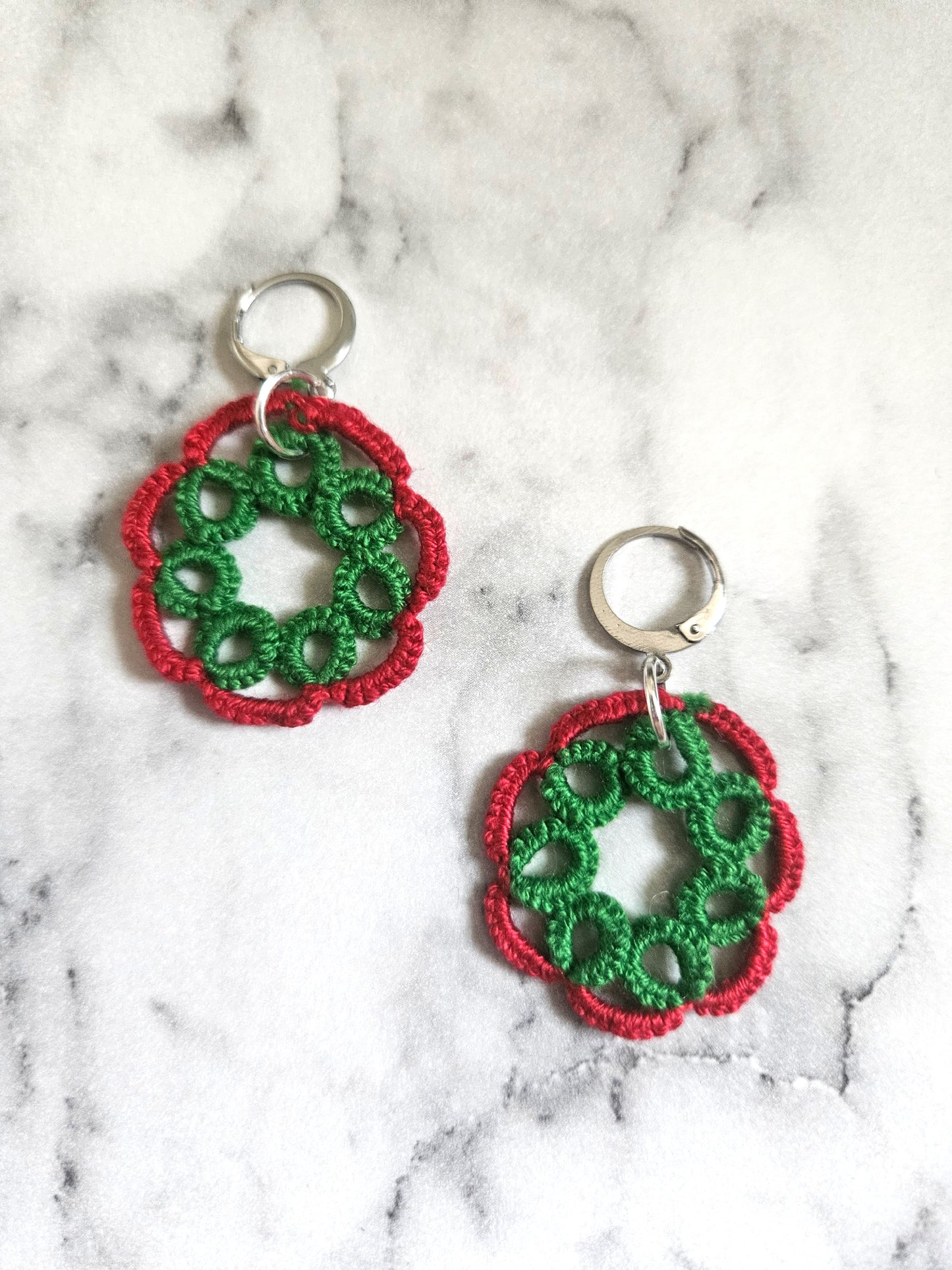 Round Tatted Lace Earrings (Christmas Wreath)