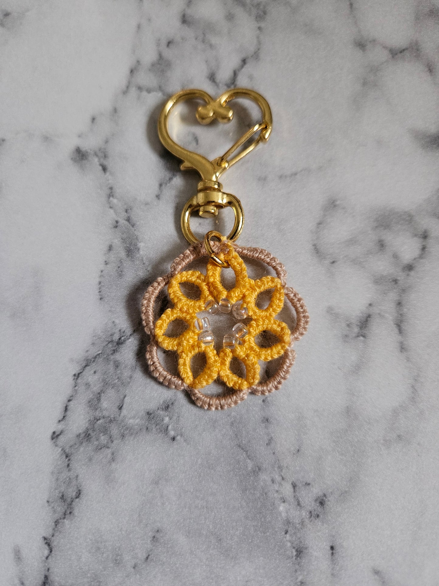 Round Tatted Lace Heart Keychain (Egg Tart)