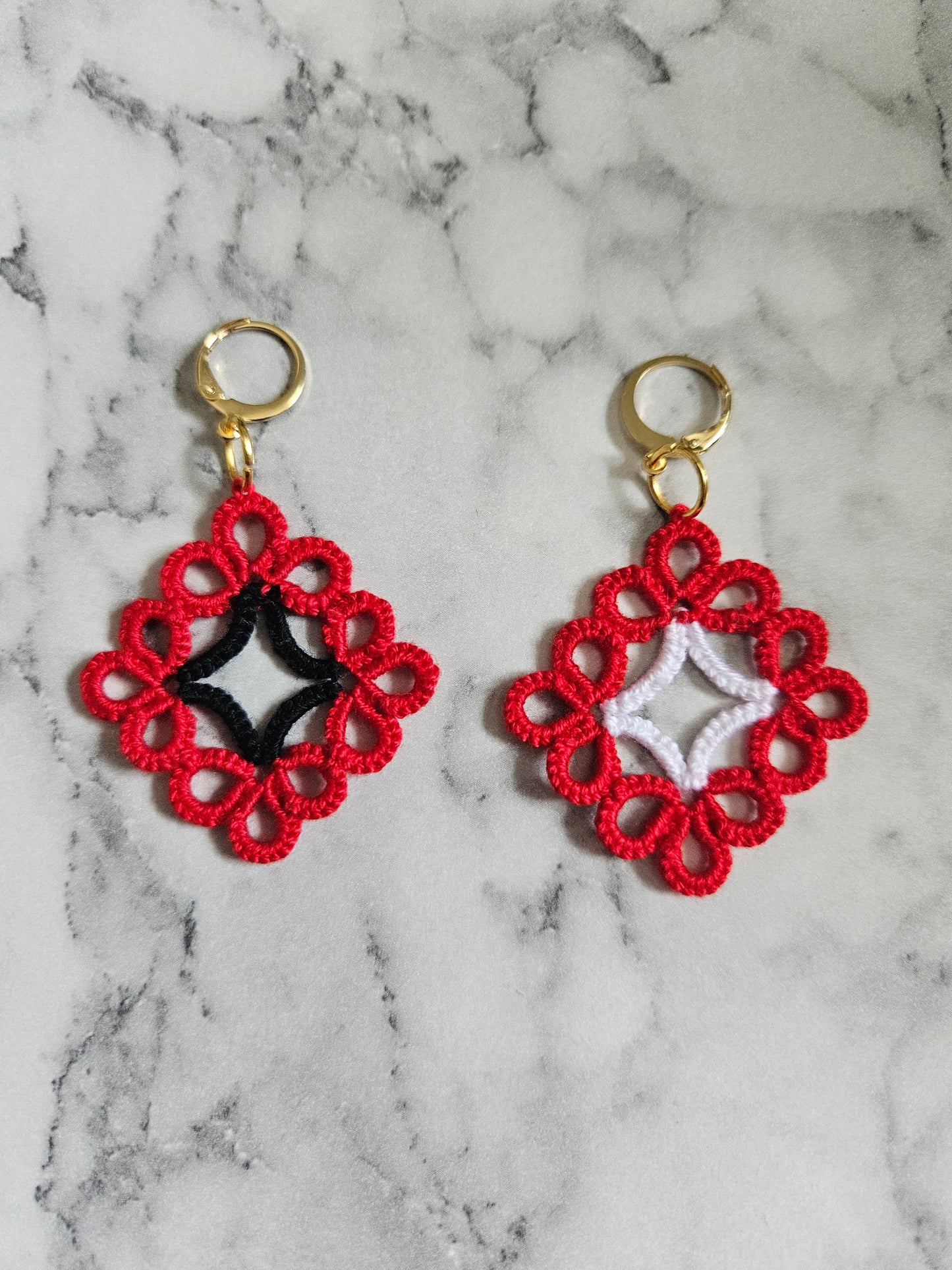 Diamond Tatted Lace Earrings (Cola Fantasy)