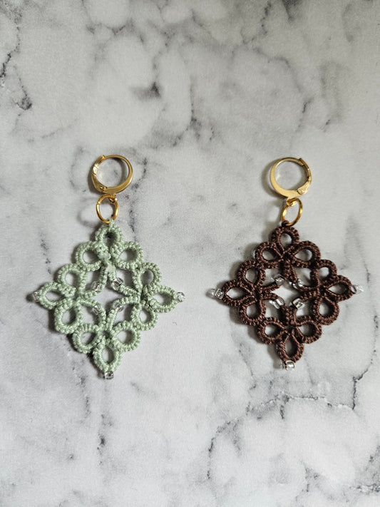 Diamond Tatted Lace Earrings (Mint Chocolate)