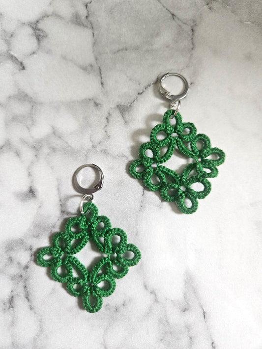 Diamond Tatted Lace Earrings (Pandan)