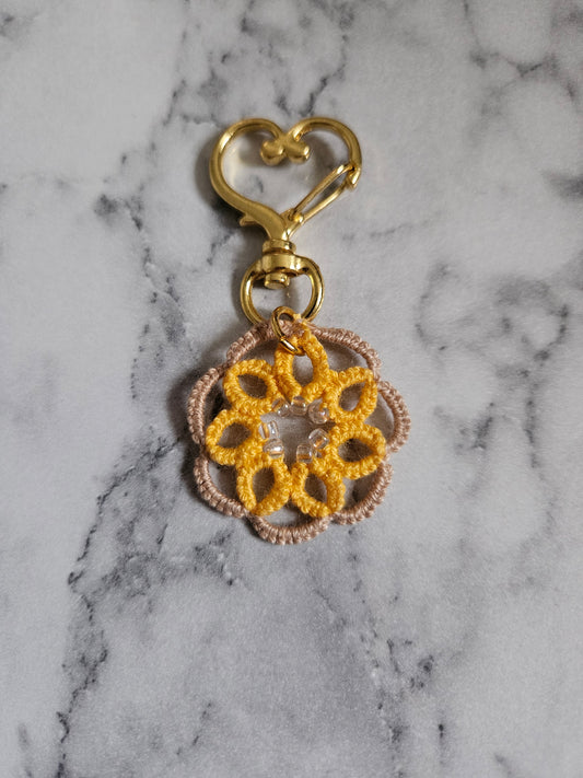 Round Tatted Lace Heart Keychain (Egg Tart)
